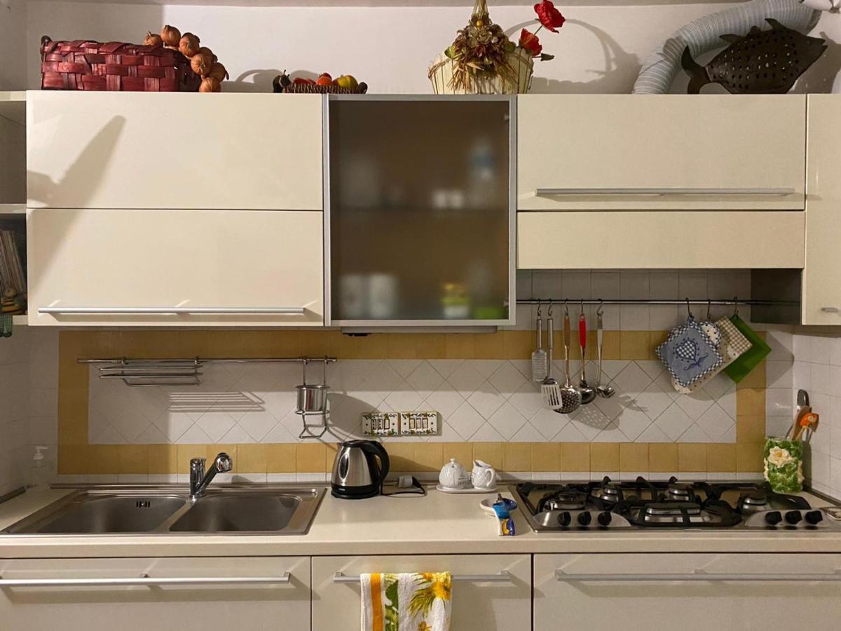 Apartamento Residenze Pessina Nápoles Exterior foto