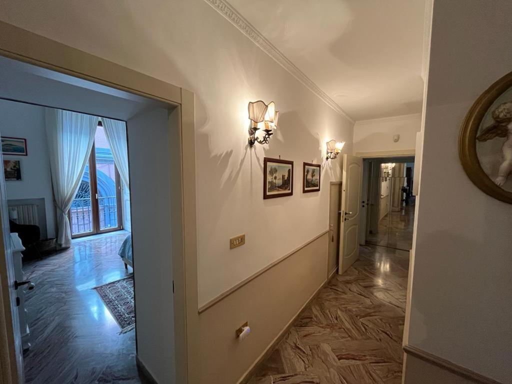 Apartamento Residenze Pessina Nápoles Exterior foto